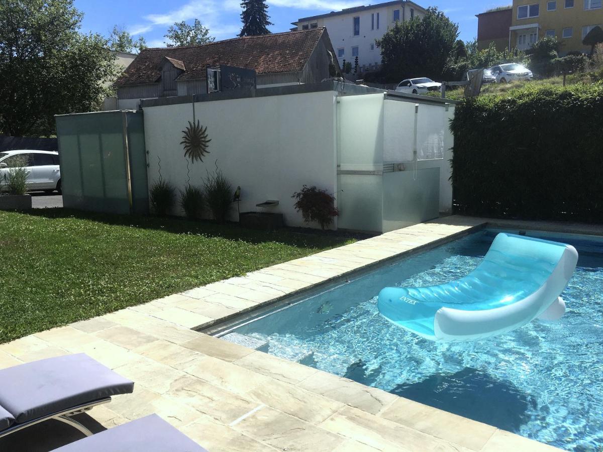 Gaestehaus Sommertal Mit Pool Im Garten, Eigener Parkplatz, 800M Zum Bodensee, 300M Zur Altstadt メーアスブルク エクステリア 写真