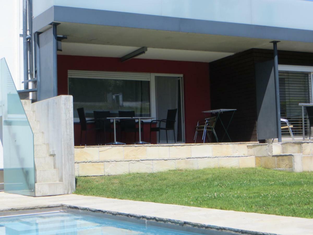 Gaestehaus Sommertal Mit Pool Im Garten, Eigener Parkplatz, 800M Zum Bodensee, 300M Zur Altstadt メーアスブルク エクステリア 写真